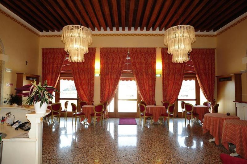 Albergo Antica Corte Marchesini Campagna Lupia Zewnętrze zdjęcie