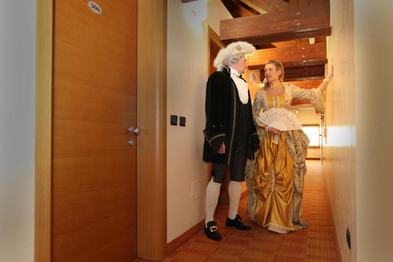 Albergo Antica Corte Marchesini Campagna Lupia Zewnętrze zdjęcie