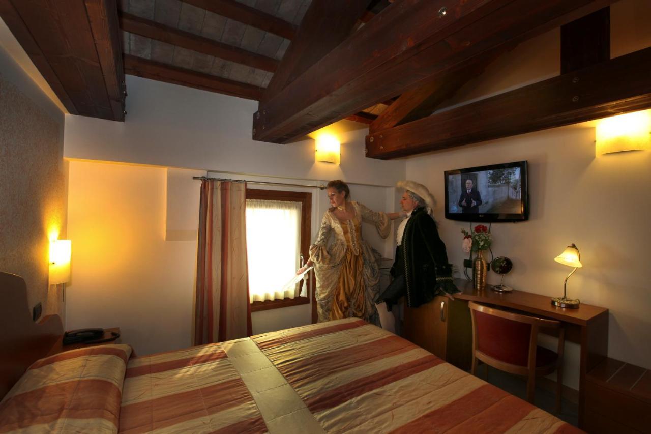 Albergo Antica Corte Marchesini Campagna Lupia Zewnętrze zdjęcie