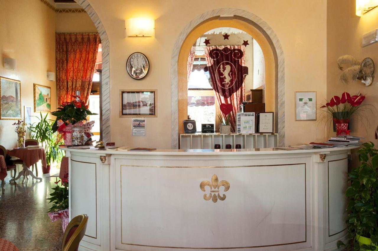 Albergo Antica Corte Marchesini Campagna Lupia Zewnętrze zdjęcie